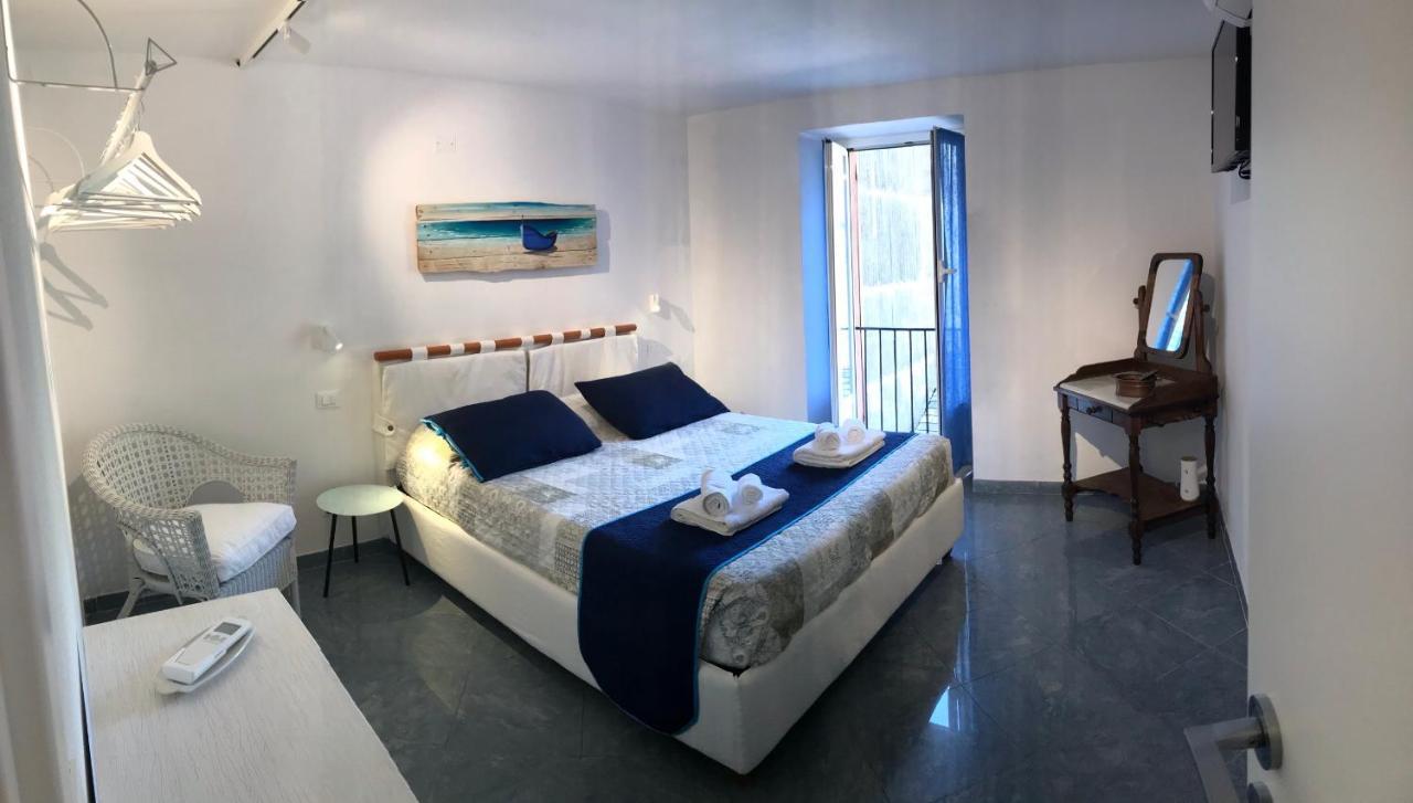Hannette Cinqueterre Apt Libeccio Манарола Екстериор снимка